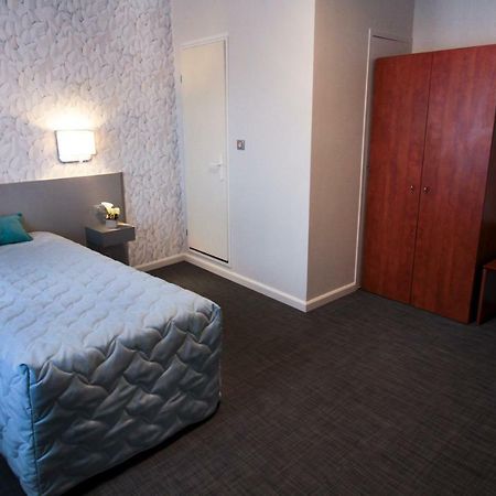 Centre Jean Bosco Ξενοδοχείο Λυών Εξωτερικό φωτογραφία A room at the hotel