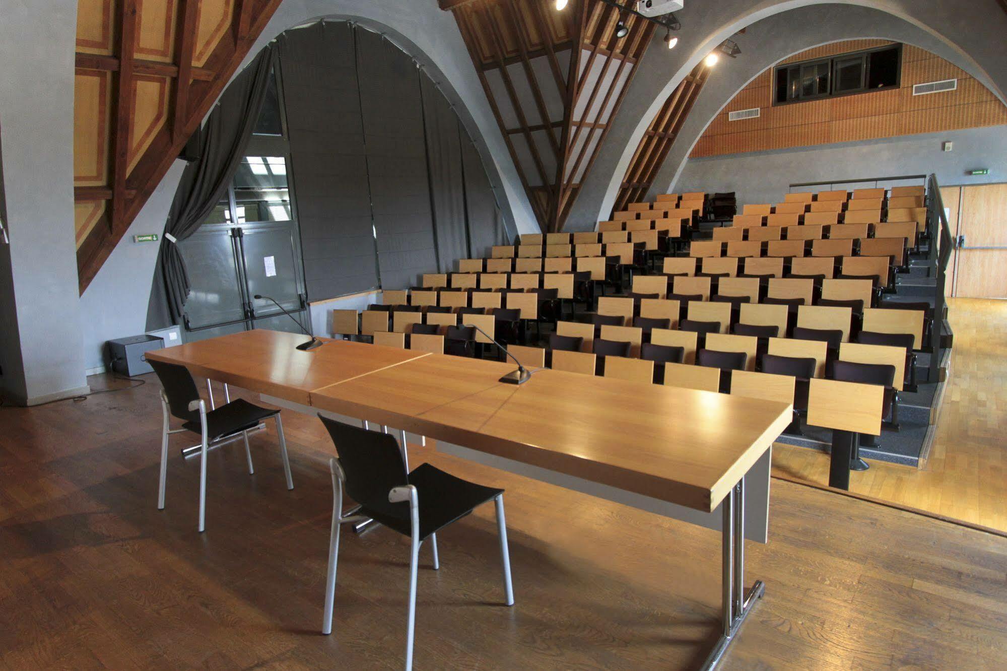 Centre Jean Bosco Ξενοδοχείο Λυών Εξωτερικό φωτογραφία The auditorium
