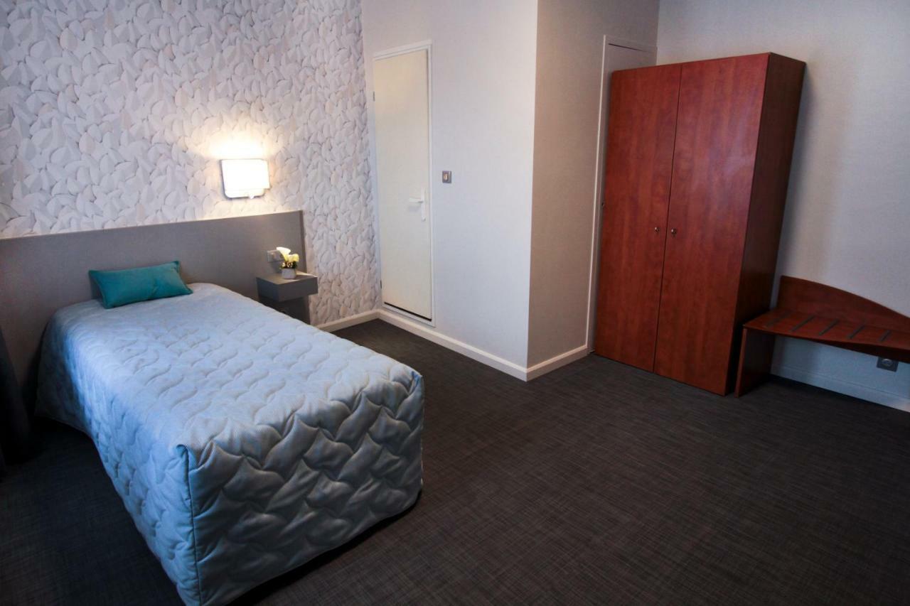 Centre Jean Bosco Ξενοδοχείο Λυών Εξωτερικό φωτογραφία A room at the hotel